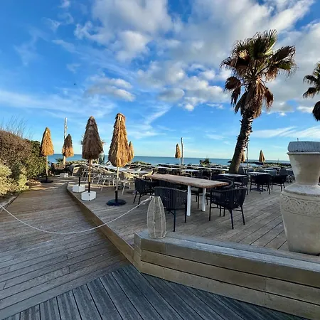 Aphrodix Village Naturiste * Agde