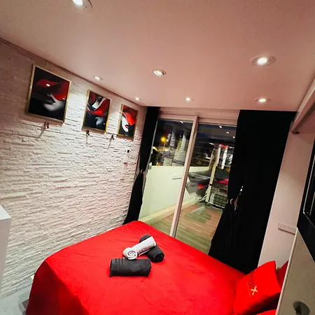 Lägenhet Aphrodix Village Naturiste